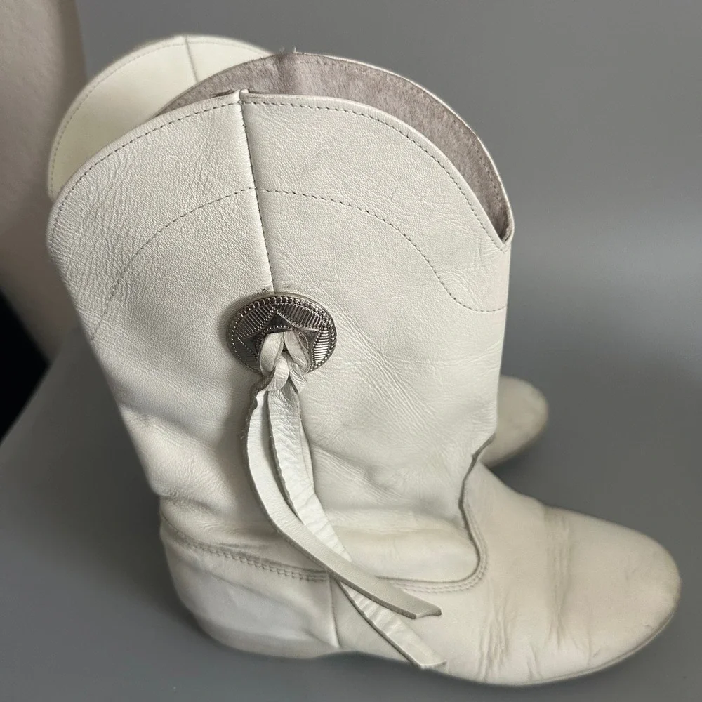 Linda Lewis Designs White Leather Western Concho Tassel Boots Womens 7 M Brazil